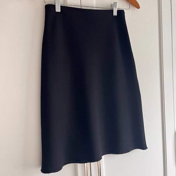 ARITZIA Wilfrid Black Knee-Length Skirt | Size 0 - Picture 3 of 4